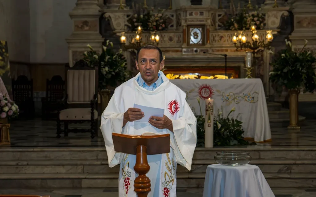 Różaniec śpiewany a Msza święta