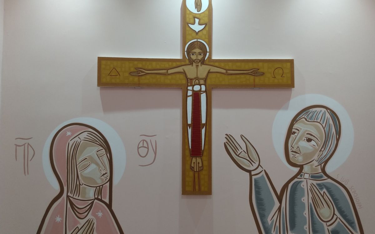 Artistic depiction of Jesus and saints on a church wall in São Caetano do Sul, Brazil.